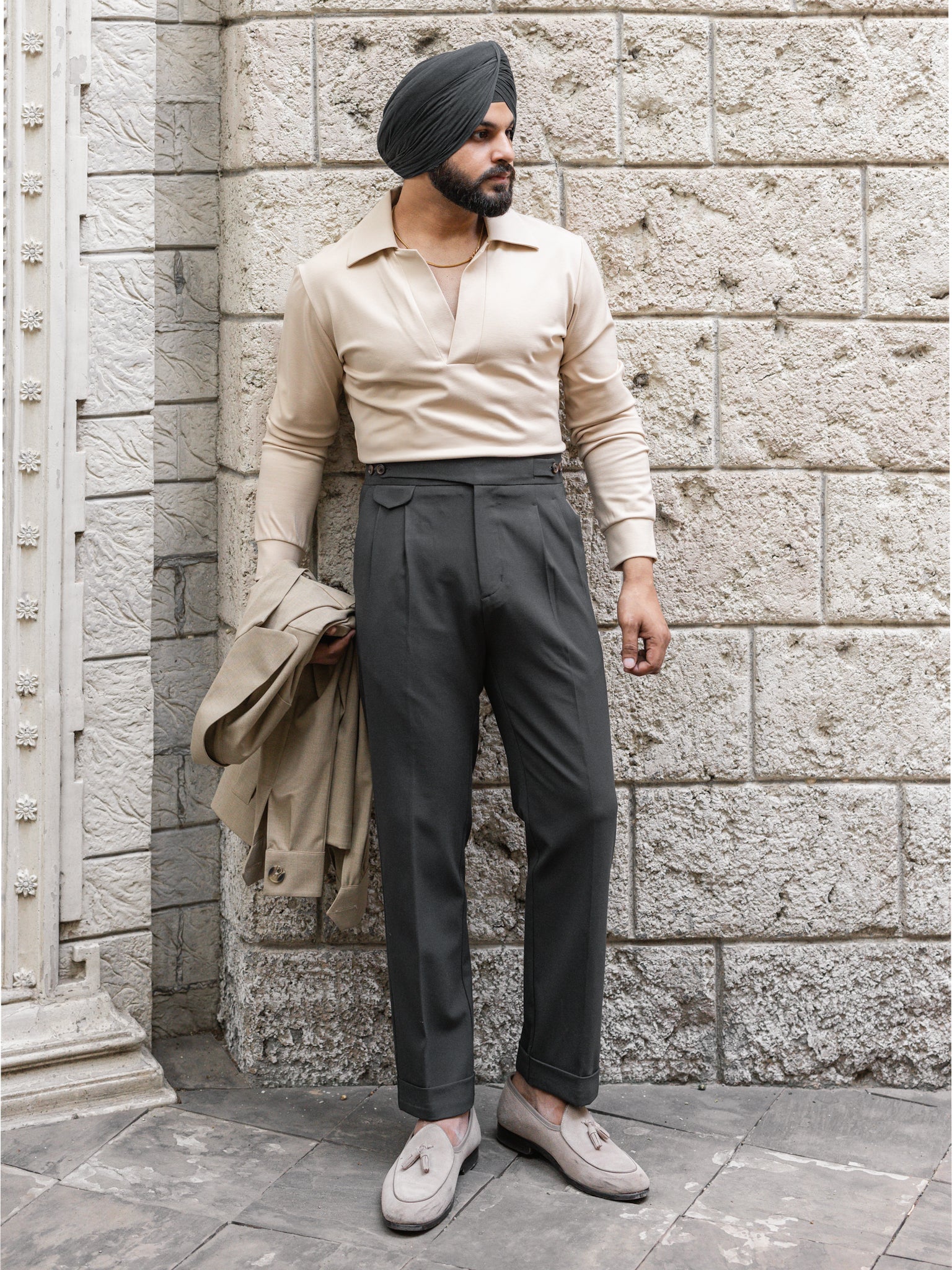 OUTFIT 4
