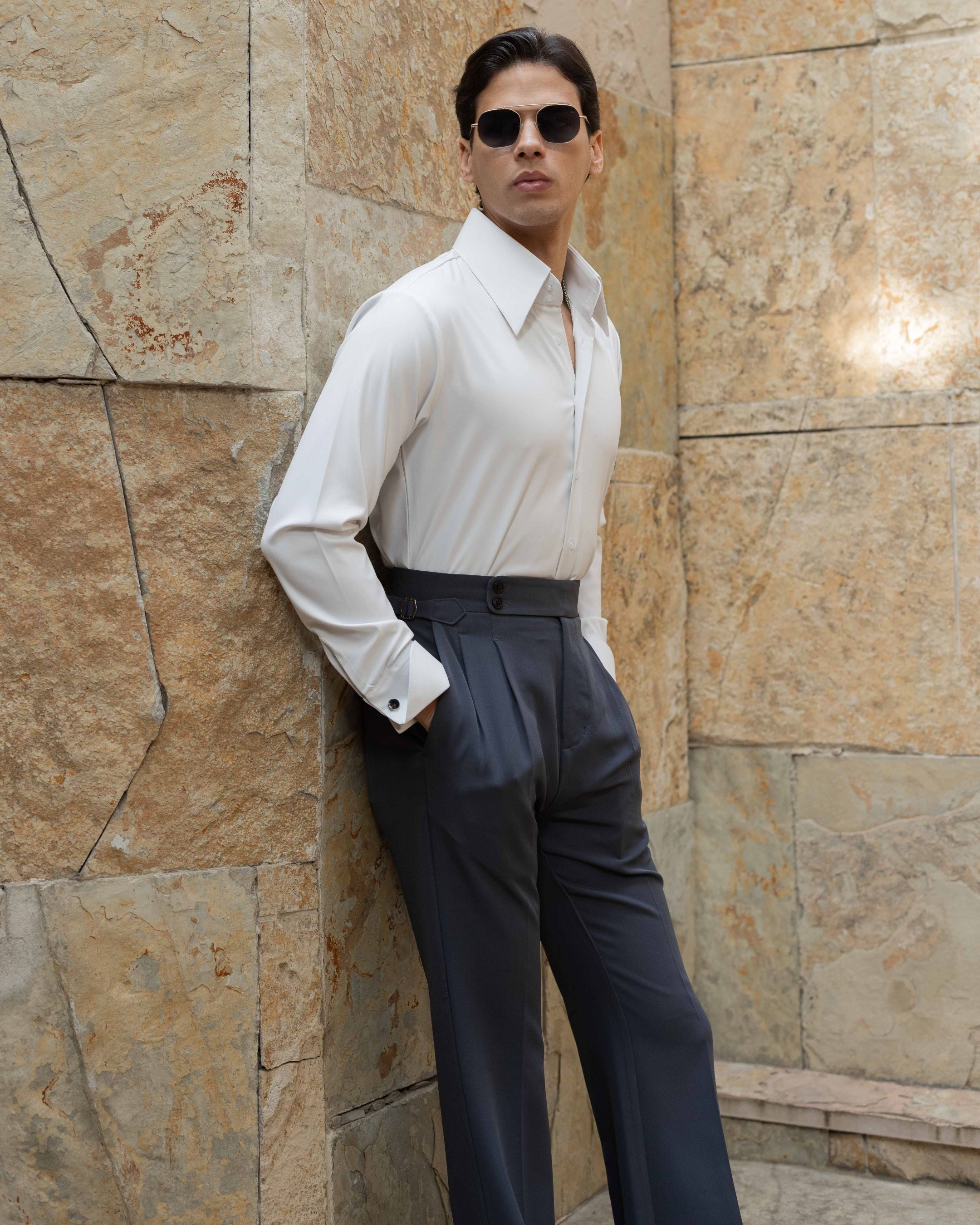 Snow White High Stand 2-Buttons Point Collar Shirt