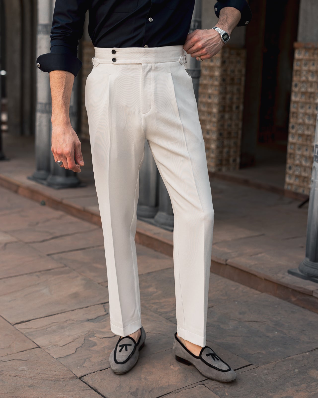 White Single Pleated Gurkha Trousers (Fit 201 : Tailored Straight - High Rise)